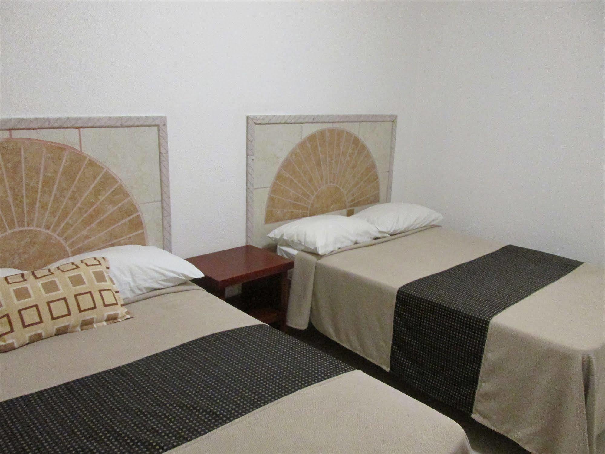 Hotel Albatros Palace Manzanillo Eksteriør billede